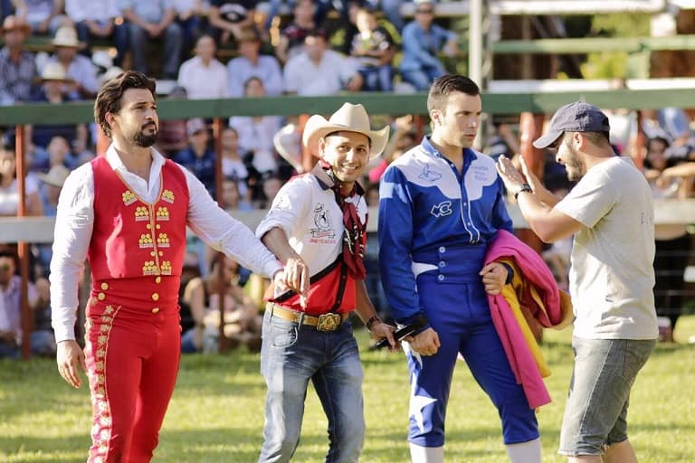 Tierra Adentro presentó "Fiesta Patronal"
