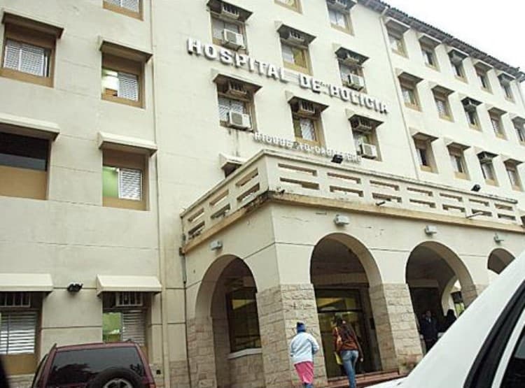 Mujer muere por supuesta negligencia en Hospital Policial