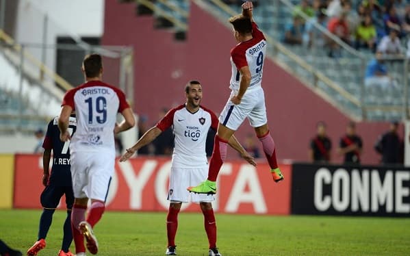 El Ciclón vence en Venezuela y está en la punta de su grupo