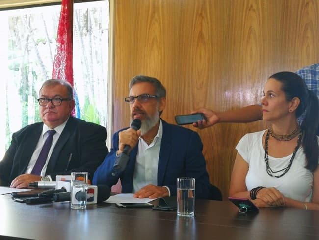 Nativa ratifica denuncia contra Rubín