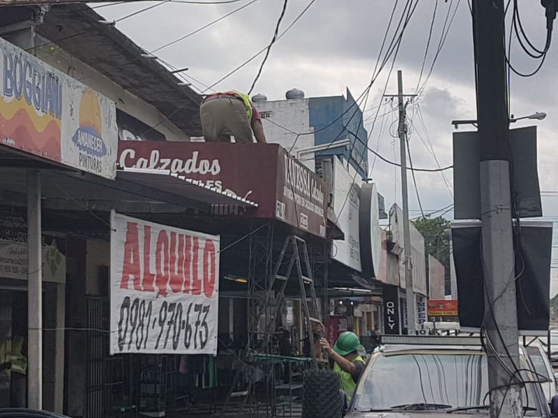 Fiasco del metrobús causa pérdida de trabajo a 370 personas