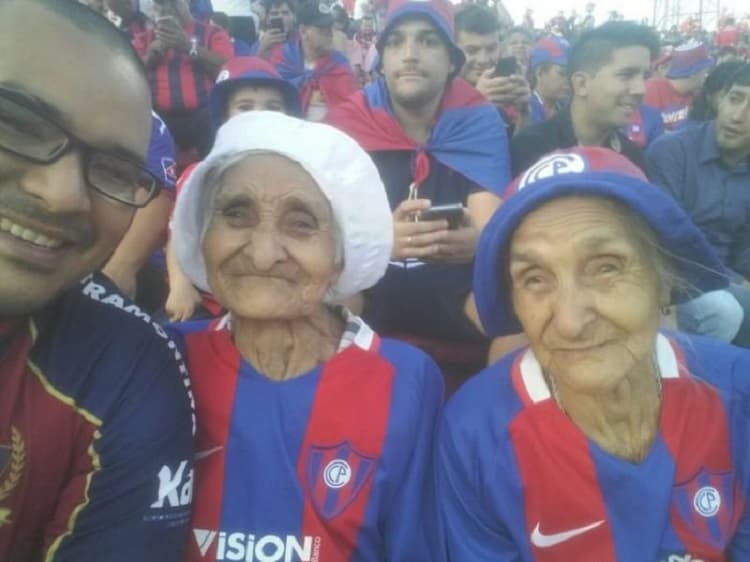 Saquearon casa de abuelitas hinchas de Cerro