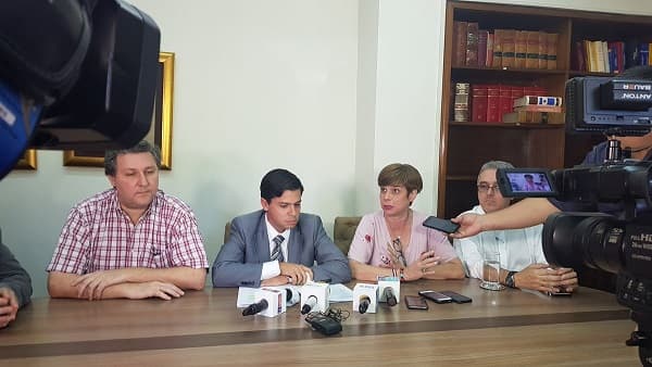 Guillermo Duarte renuncia a candidatura al Senado