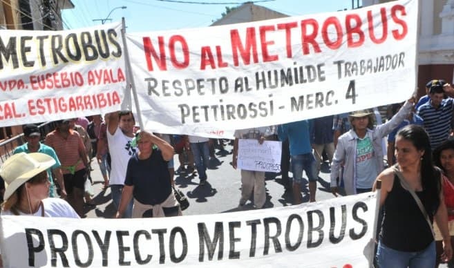 Comerciantes de la zona del metrobús endurecerán las protestas, advierten