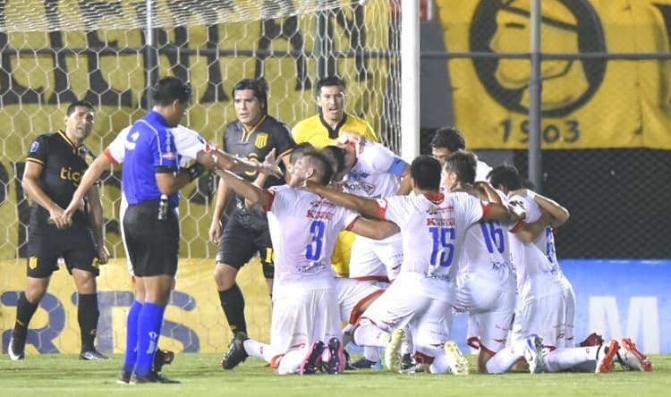 Independiente da otro golpe a Guaraní y avanza en la tabla