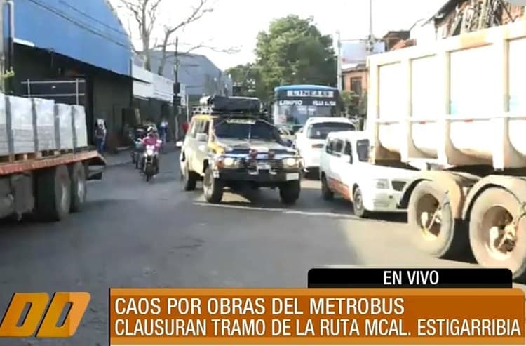 Denuncian caos vehicular en San Lorenzo a causa del metrobús