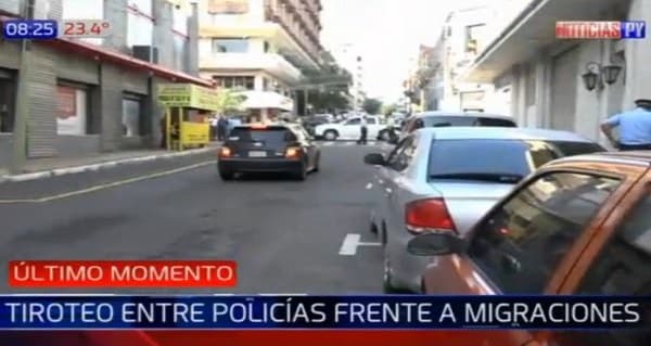 Policía encontró a su mujer con otro hombre y disparó