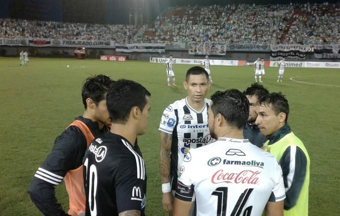 Santaní vs Olimpia quedó suspendido