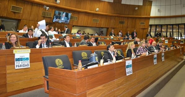 Senado aprueba paridad en listas