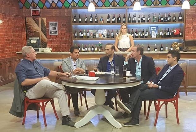 Schupp se declara stronista y califica de alcohólico a Cartes