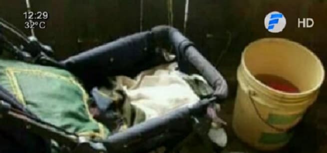 Bebé se ahoga al caer a balde de agua