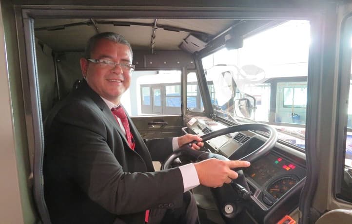 Premian al mejor vendedor de camiones de Isuzu con una visita a la fábrica en Japón