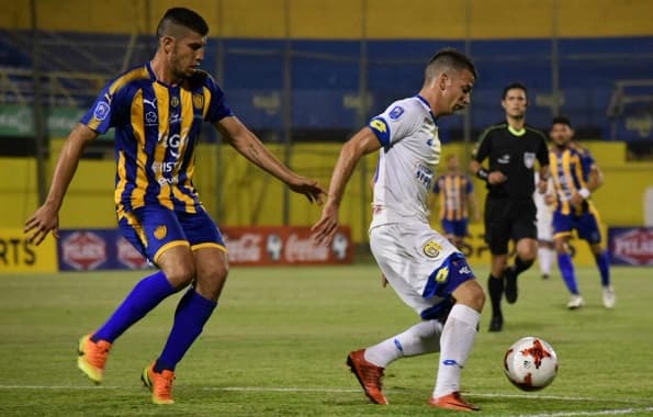 Capiatá vence en un partido de golazos