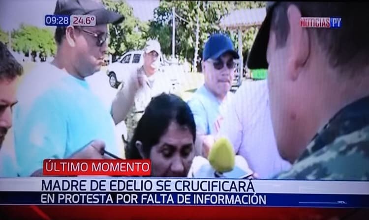 Cura contiene a madre de Edelio y no se crucificará