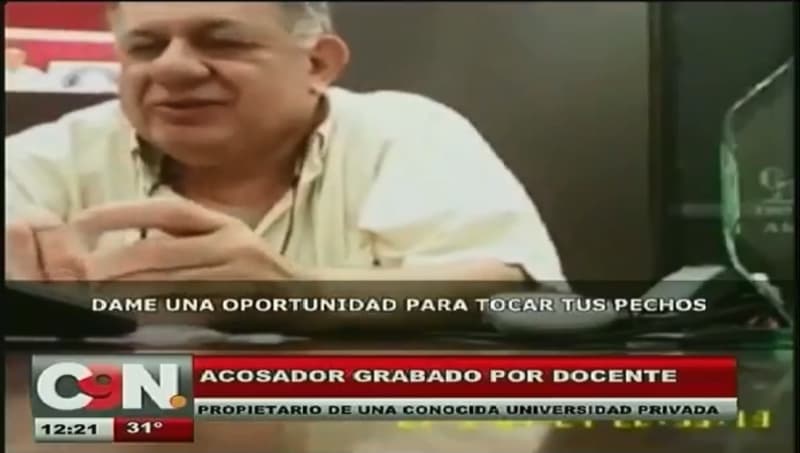 Rector de universidad fue grabado acosando a docente