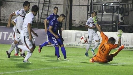 General Díaz y Sol de América se reparten los puntos