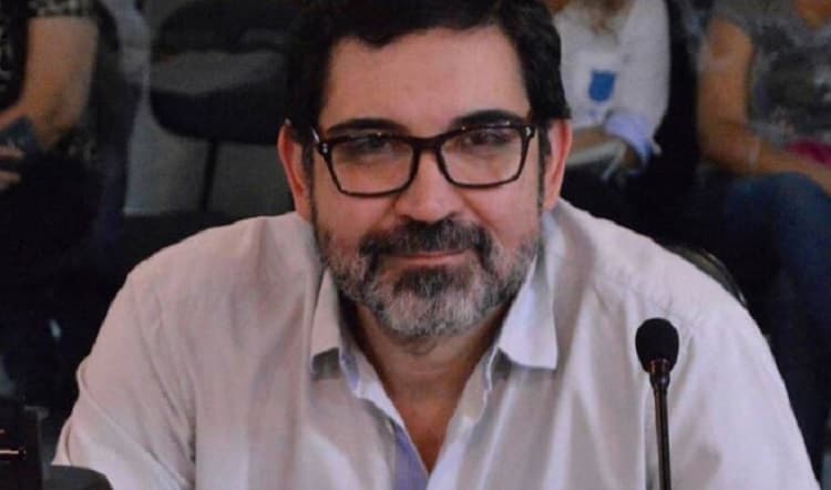 Apuril niega acercamiento al oficialismo en el Senado