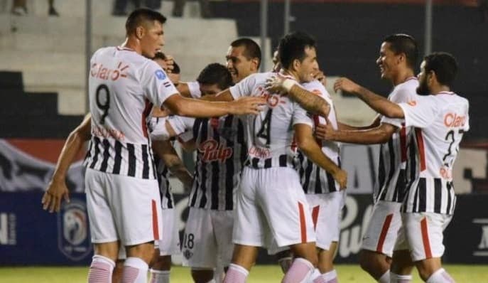 Libertad busca su clasificación en la altura