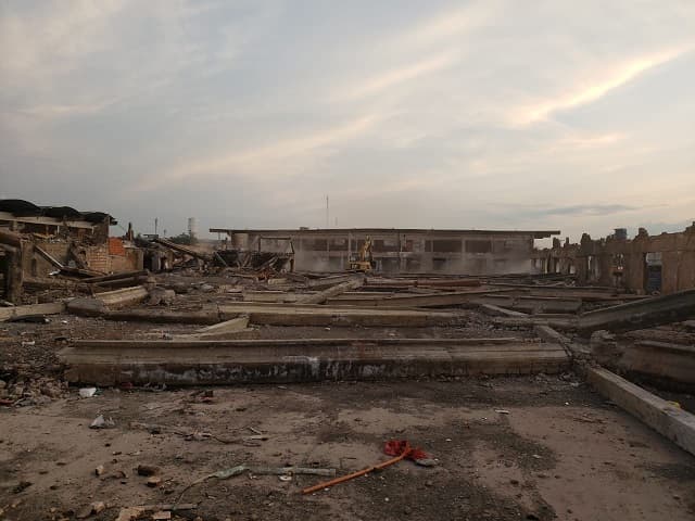 Bloque C del Abasto ya fue demolido íntegramente