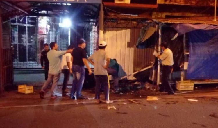 120 casillas son desalojadas del Mercado 4