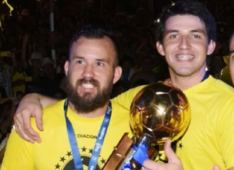 Futbolista revela trama de engaño y acusa a su esposa de ser "la Wanda paraguaya"