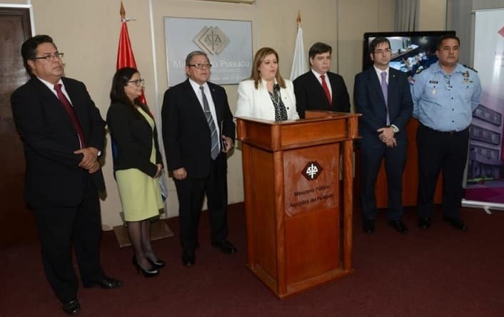 Fiscalía revela esquema de lavado luego de allanamientos