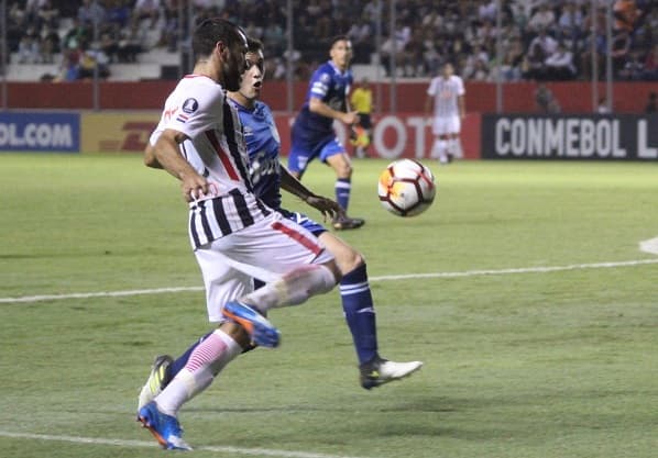 Libertad cierra fase de grupo en la punta con un empate