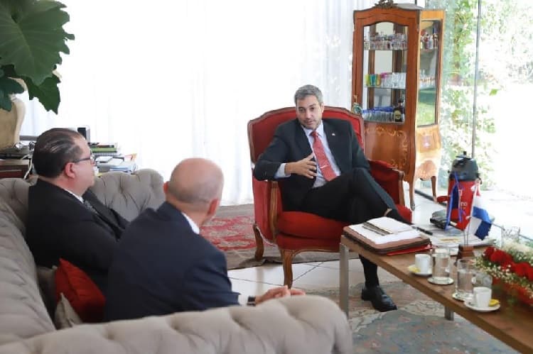 Presidente electo sigue estrechando vínculos con representaciones diplomáticas