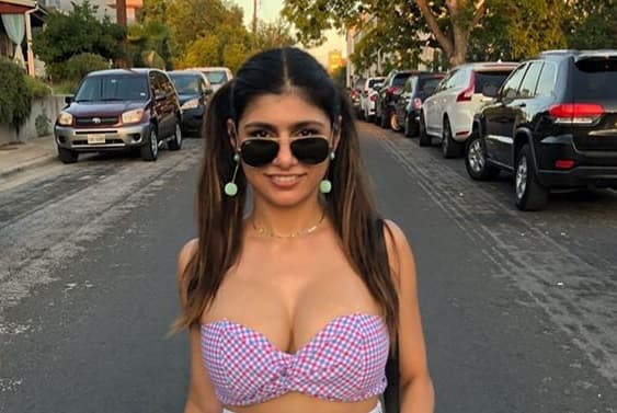 Ex actriz porno envía aliento a Karius y condena a Ramos