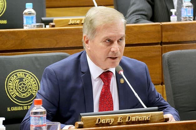 Dany Durand se ubica en Senavitat