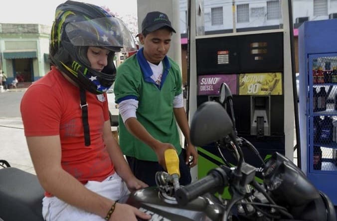 Emblemas ya elevaron costos de combustibles