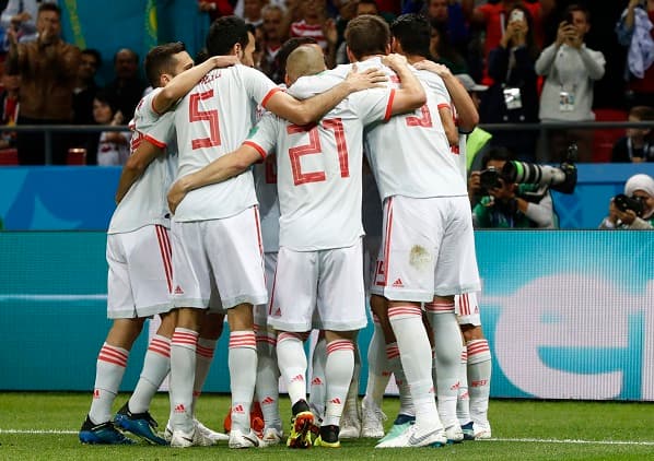 España cierra ajustada victoria ante Irán