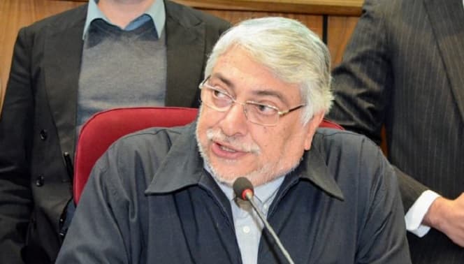 Lugo se recupera y estiman que permanecerá hasta febrero en clínica argentina