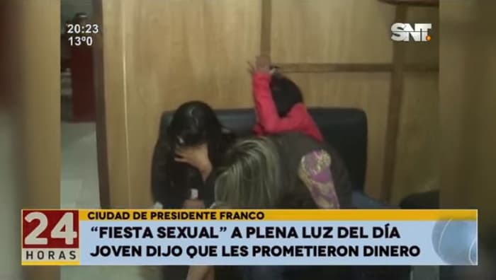 Intervienen fiesta sexual a la intemperie
