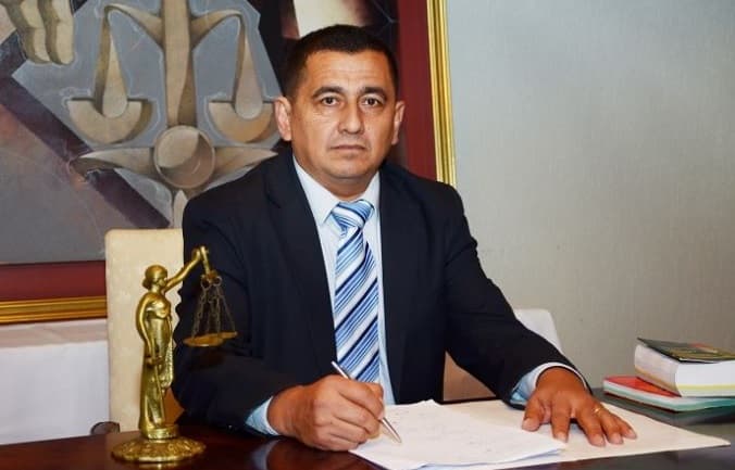 Suspenden a fiscal que buscó sobreseer a procesado por megaestafa