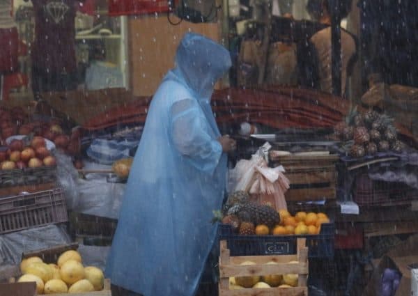 Pronostican frío y lloviznas para este lunes