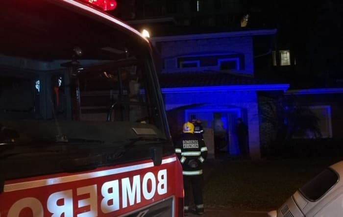 Principio de incendio en vivienda de cineasta