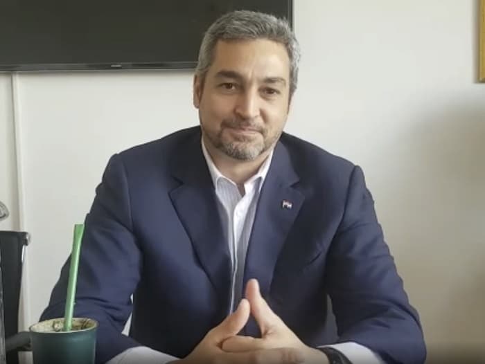 Marito asegura que no bajará línea sobre renuncia de Cartes