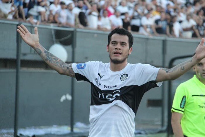 Olimpia: Willy no se va, pero Sánchez tiene un pie en Independiente