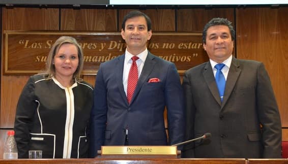 Integran Mesa Directiva en el Senado