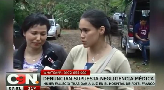 Mujer muere por negligencia médica tras dar a luz, denuncian