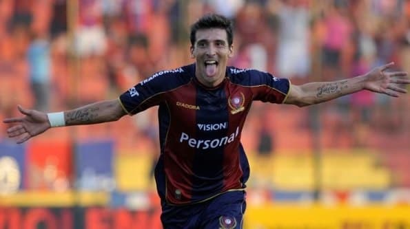 El “Pájaro” Benítez vuelve al fútbol paraguayo