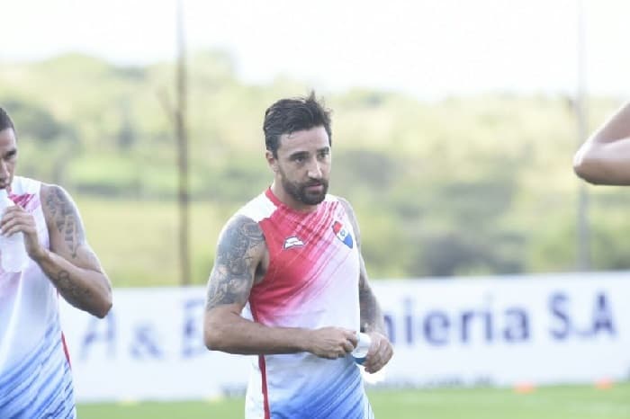 Salgueiro refuerza filas del Gumarelo