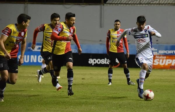 Nacional y Santaní no se sacaron ventajas