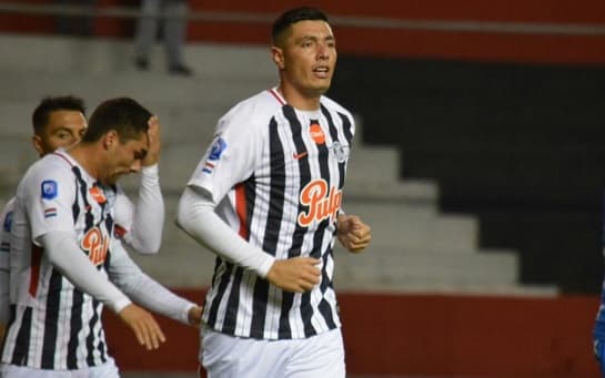 Tacuara le dio la victoria al Gumarelo