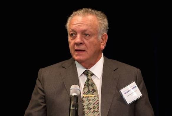 Wasmosy insta a Cartes a jurar como senador vitalicio