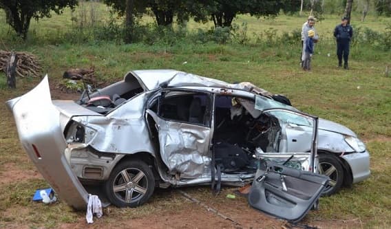 Cuatro miembros de una familia mueren en accidente
