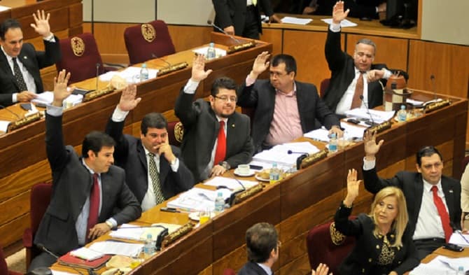 Ley de “autoblindaje” quedó promulgada