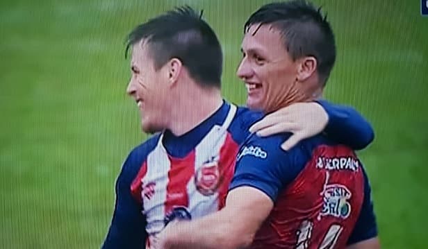 Corrales da vuelta el resultado de visita