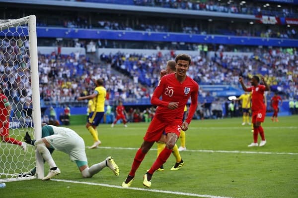 Inglaterra se instala en semifinales